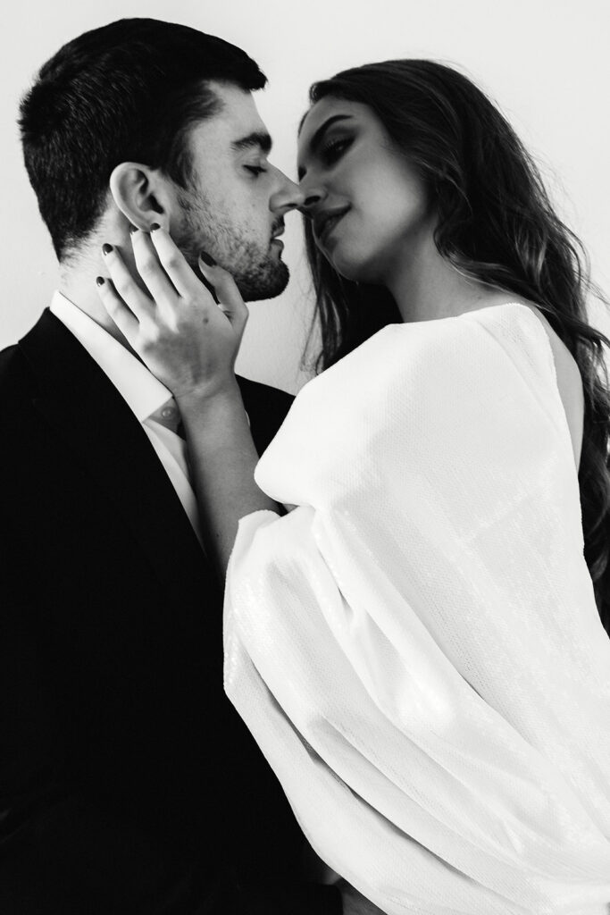 Photography contract. Couple kissing. 